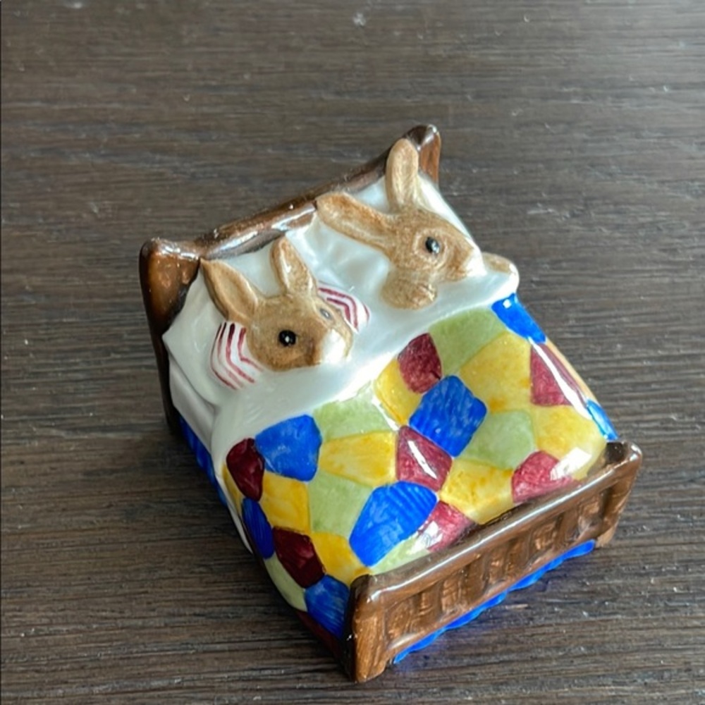 Royal Daulton  Beatrix Potter Bed Bunnies figurine. Bunnykins